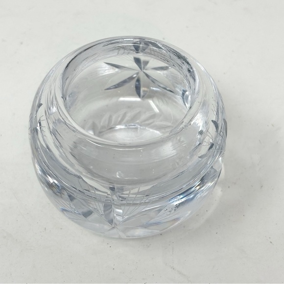 Round Lead Cut Crystal Trinket Bowl Dish With Lid Flowers Stars 3” X 2.5” MCM - Picture 4 of 14